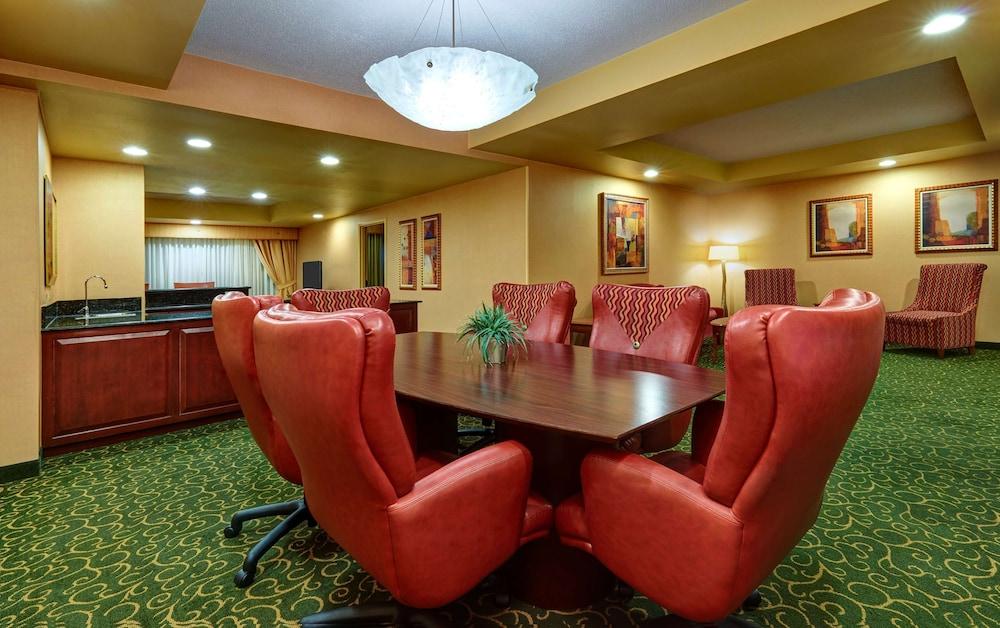 Embassy Suites By Hilton Hampton Convention Center Kültér fotó