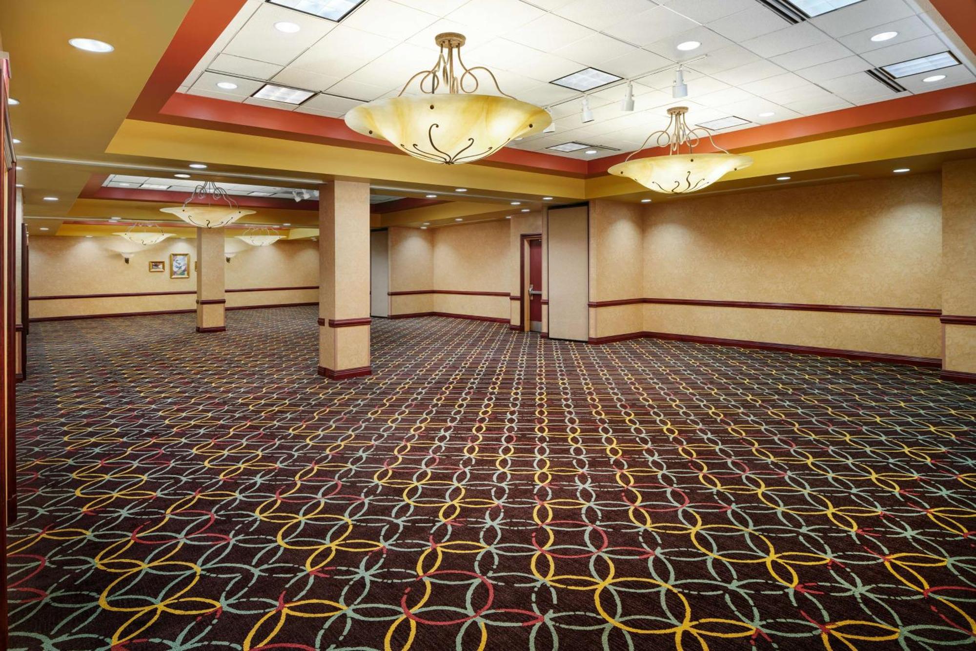 Embassy Suites By Hilton Hampton Convention Center Kültér fotó